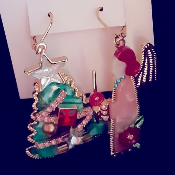 New Betsey Johnson Angel Mismatch Drop Earrings - Picture 6 of 10